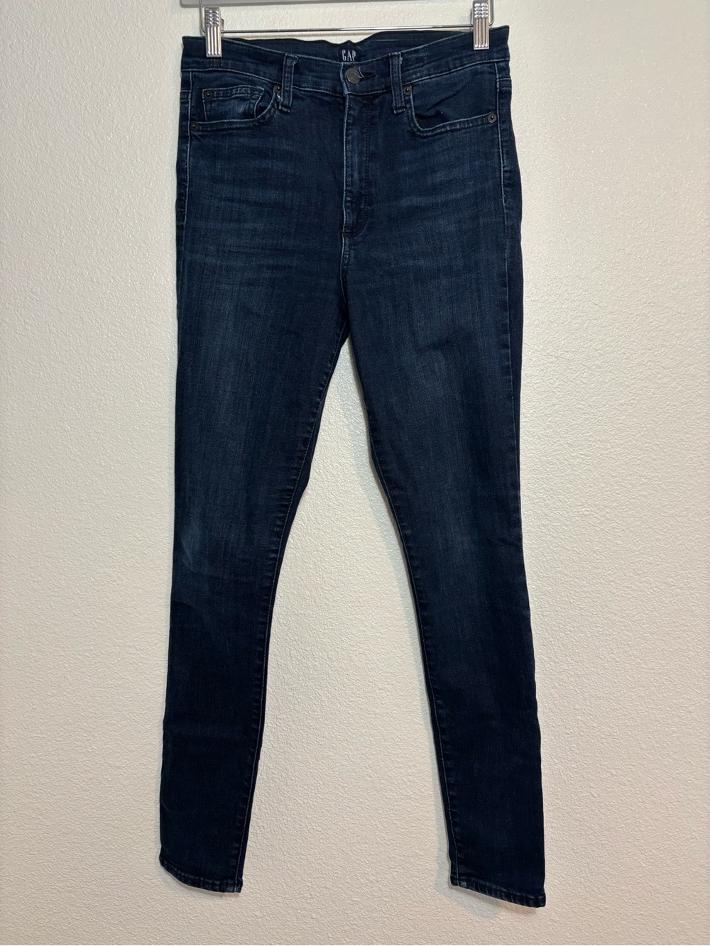 Gap Dark Wash Denim Skinny Jeans Size 8 / 29 casual minimalist capsule wardrobe
